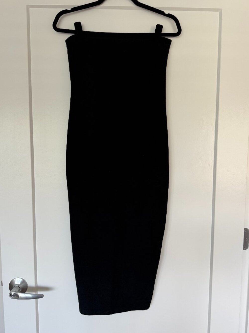 Beyond Yoga Black Strapless Tube Midi Dress